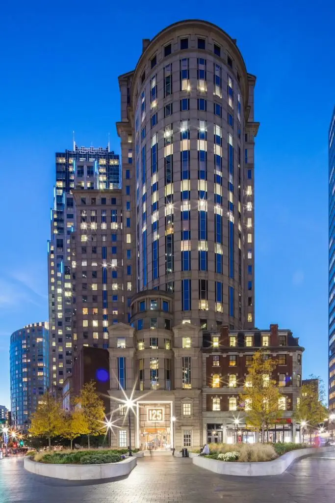 2-125-summer-entrance-courtesy-2900xx854-1280-15-0