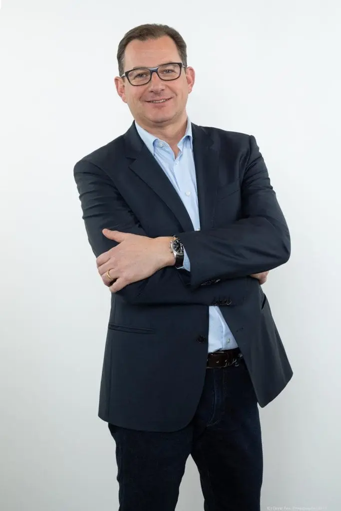 juergenhorn-4900xx1400-2100-50-0