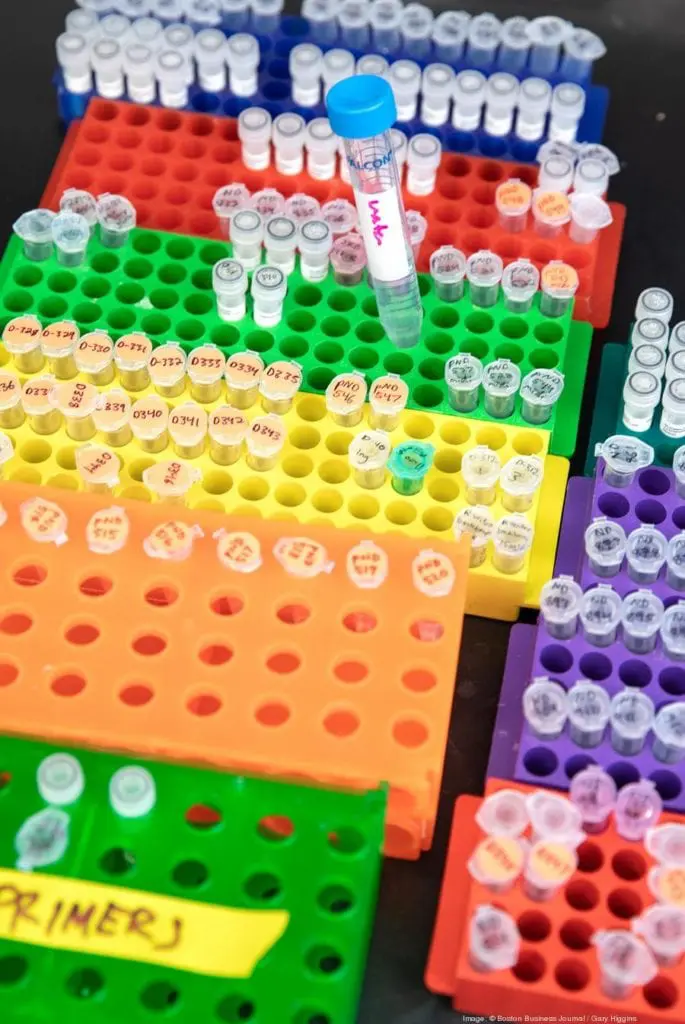 vaccine-13900xx3983-5958-102-0