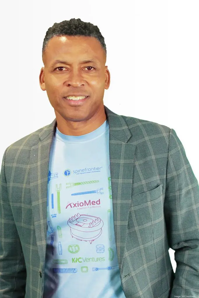 kingsleychin2019v02900xx951-1427-125-0