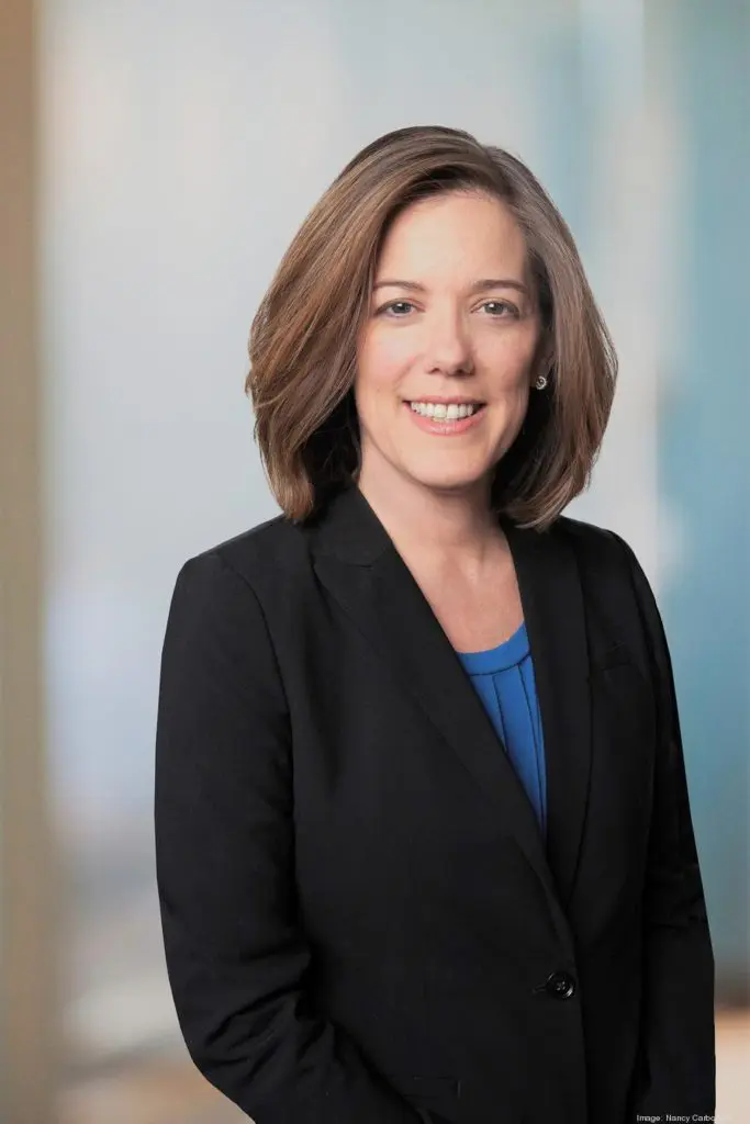 saskia-epstein900xx1800-2700-0-0