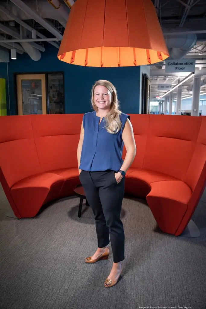 emily-whittaker-02900xx3600-5400-0-0