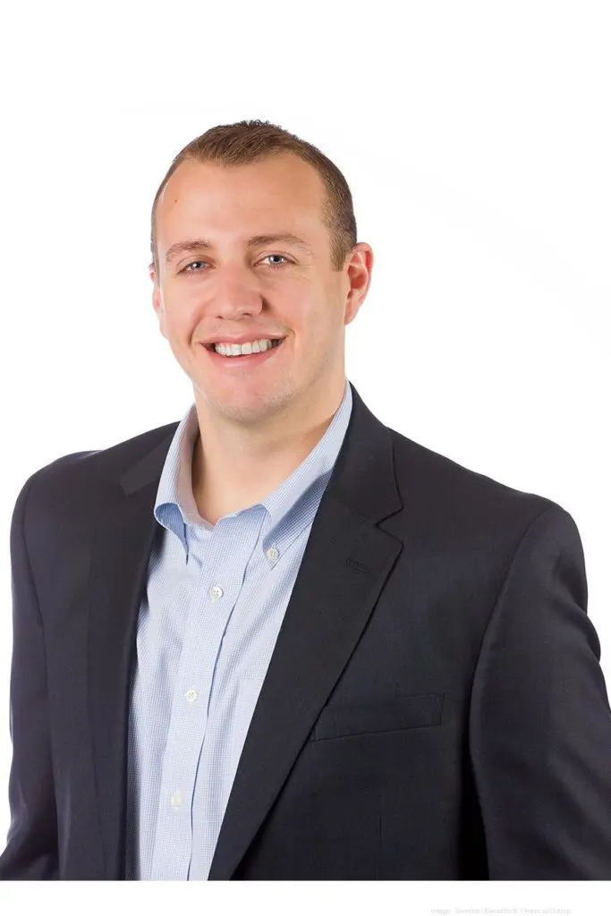 ross-james900xx867-1300-167-0