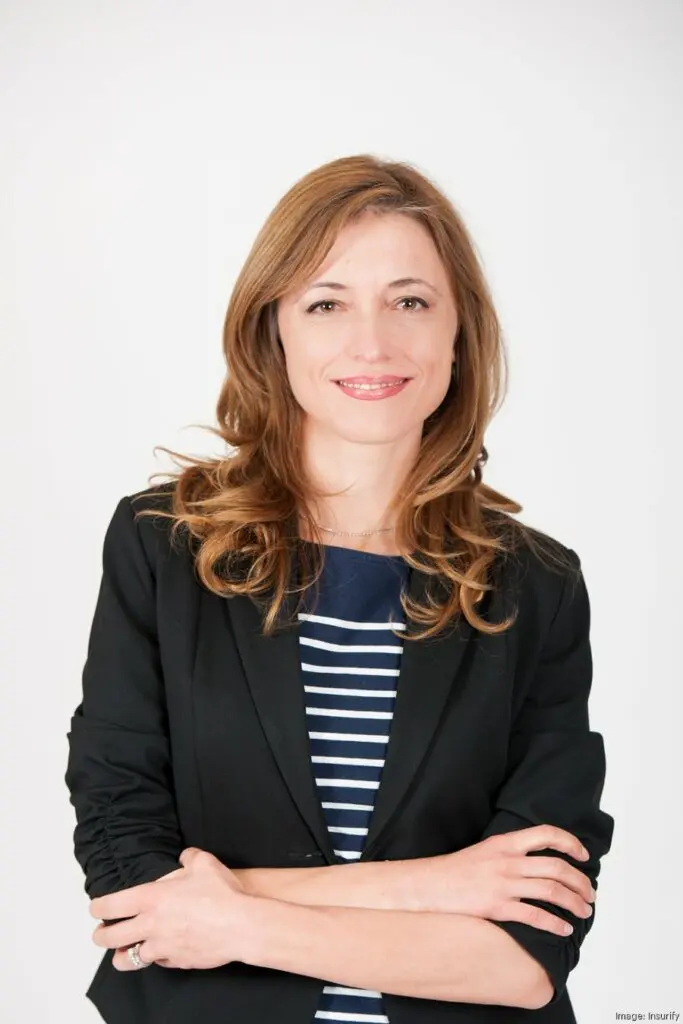 snejinaheadshot900xx2481-3722-0-0