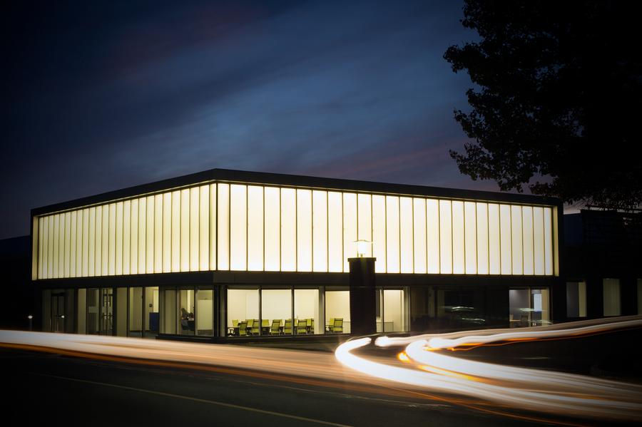 at20crosbynight900xx2480-1653-0-1