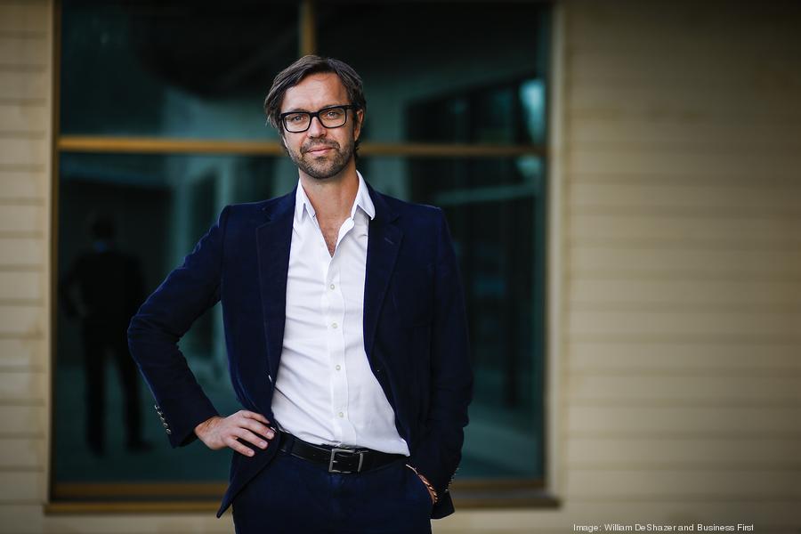 apellis-111120160028900xx2400-1600-0-0