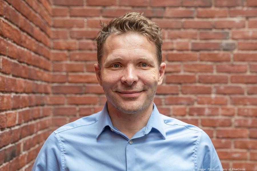 headshot-bart-heilbron900xx5600-3733-0-1