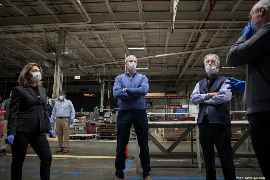 gov-baker-6900xx1500-1000-0-0