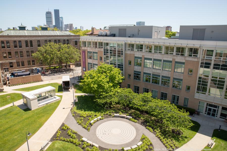 simmons-university-07900xx6720-4480-0-0