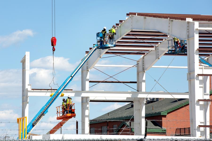 construction-distancing-02900xx4953-3302-0-96