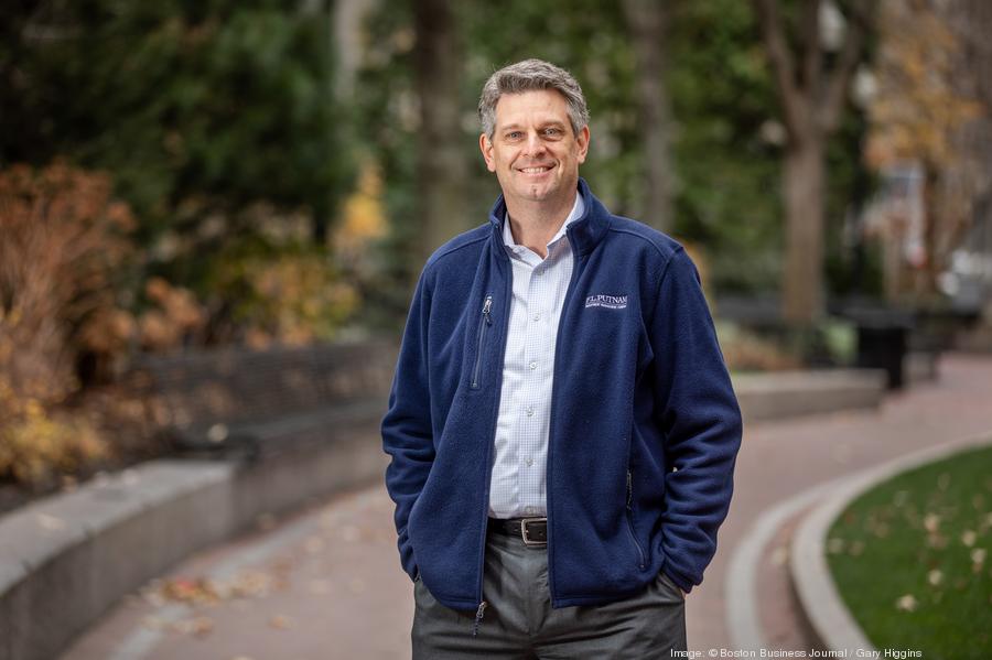 tom-manning-04900xx6395-4263-0-108