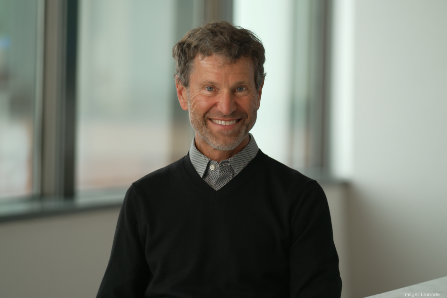 diegomphoto-april-2021900xx3240-2160-300-0