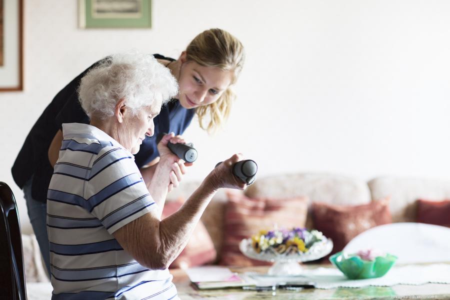 home-health-aide900xx5760-3840-0-0