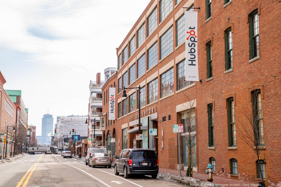 hubspot-06900xx6202-4135-0-71