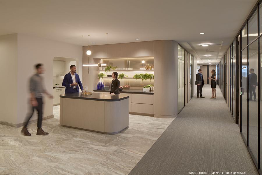 12foleyhoagbrucemartin900xx4800-3200-0-0