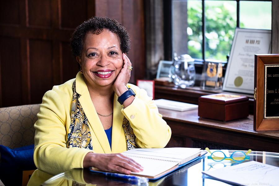 trinitycollegejoannebergersweeney211final900xx1382-921-0-1