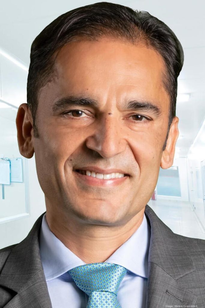 ub-headshot900xx800-1200-200-0