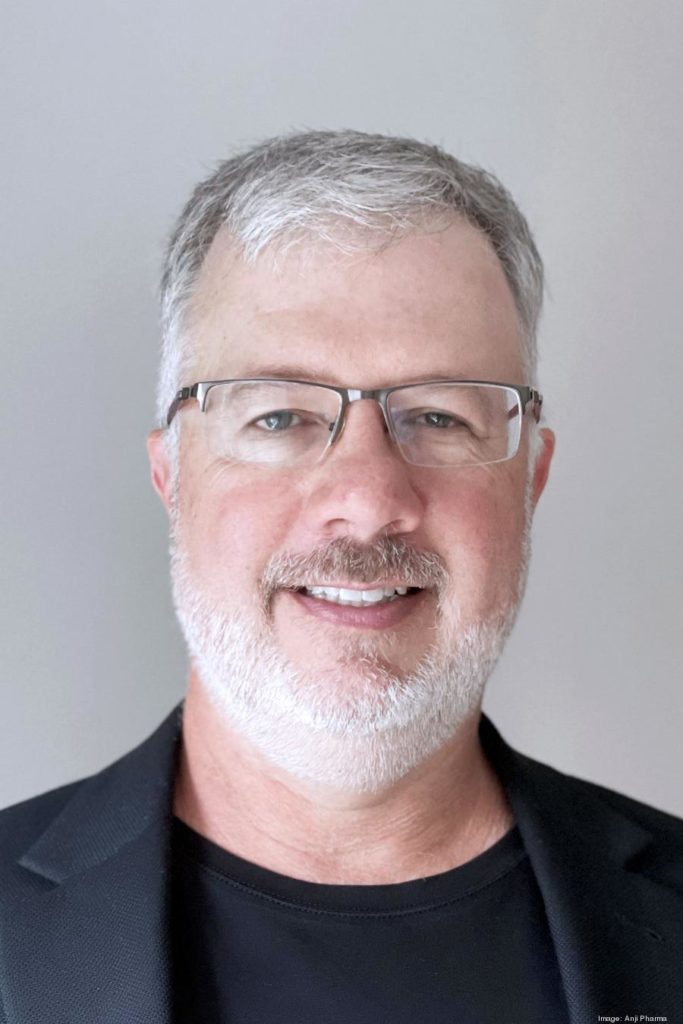 anji-pharma-headshots-brian-hubbard900xx1840-2760-292-0