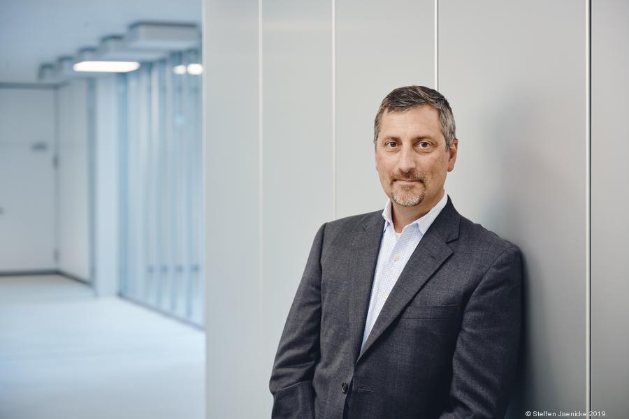 bayer-pipelineinsights-emilenuwaysir-0246-1900xx3000-2000-0-0