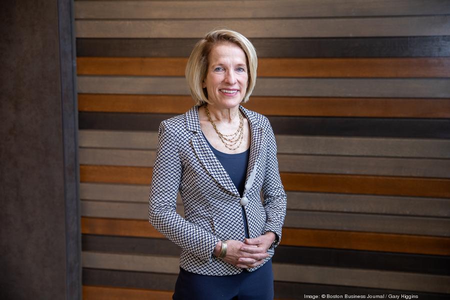 nancy-simonian-05900xx6720-4480-0-0