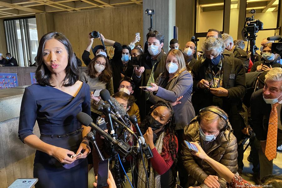 wu-speaks-to-reporters-after-taking-oath-of-office900xx4032-2688-0-168