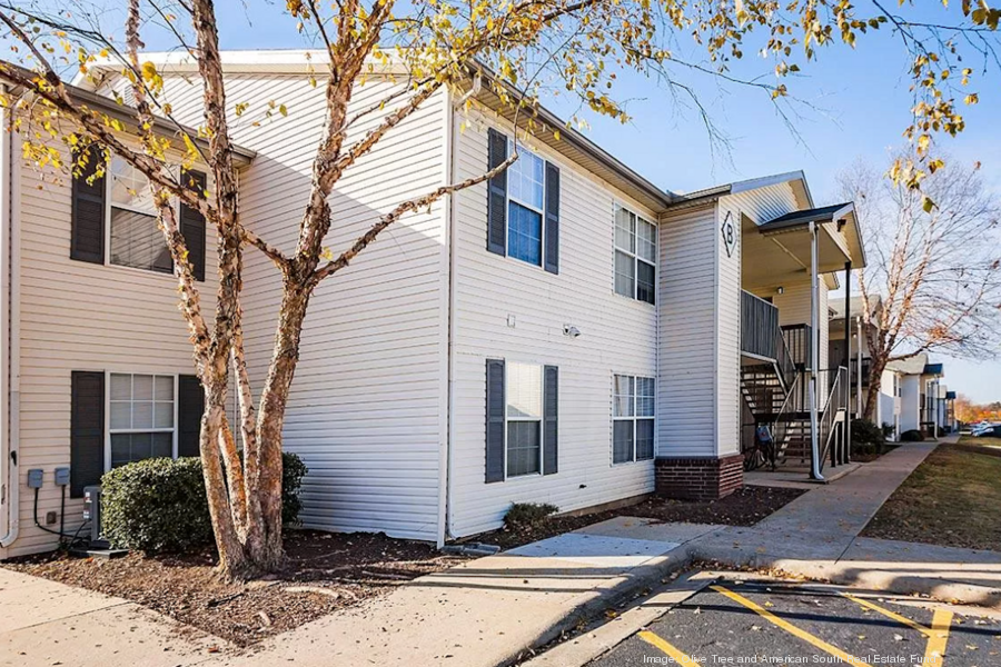 the-life-at-elmwood-groveresidences900xx1122-748-39-0