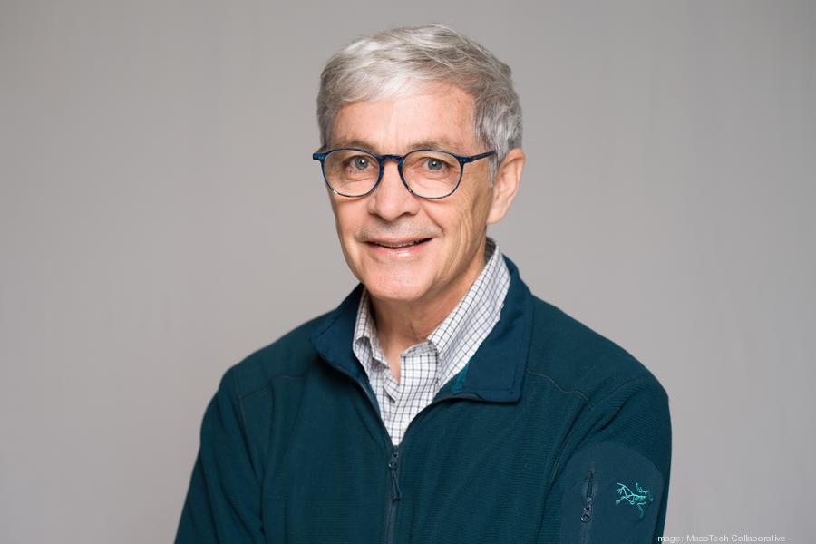 pat-larkin-headshotjune-2022v1900xx3000-2002-0-82