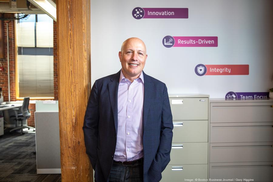 george-elston-cfo-04900xx6000-4000-0-47