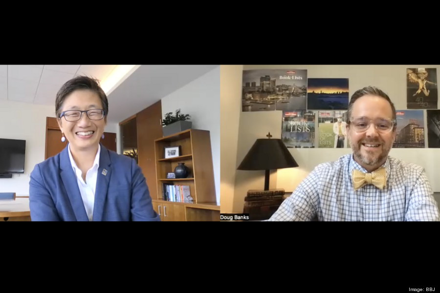 julie-chendoug-banks-insider-view-3900xx2796-1864-372-0