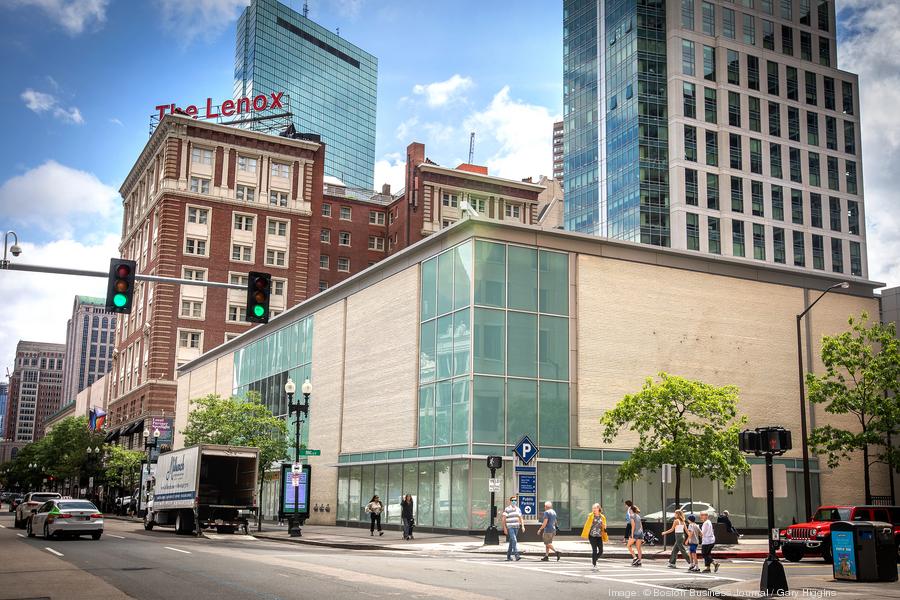 lordtaylorboylston-08900xx5073-3382-14-0