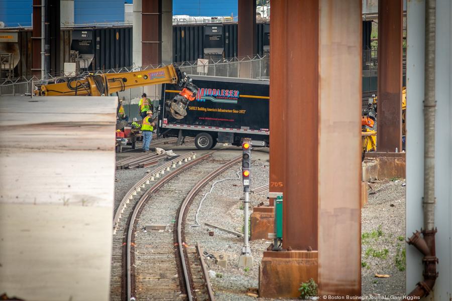 orange-line-shutdown-08900xx6000-4000-0-95