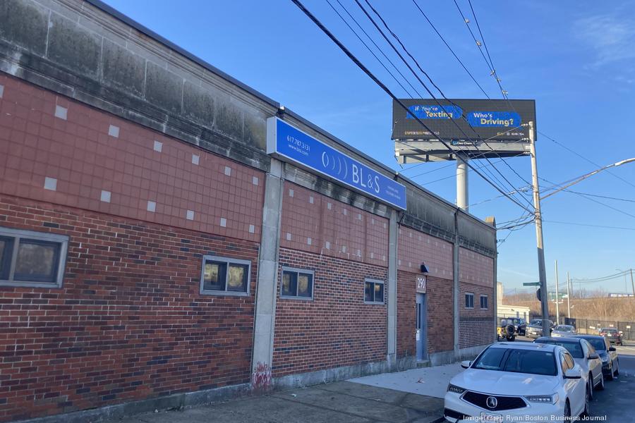 290nbeaconst900xx4032-2688-0-168