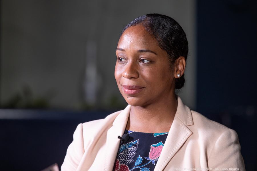 andrea-campbell-05900xx6147-4098-0-76