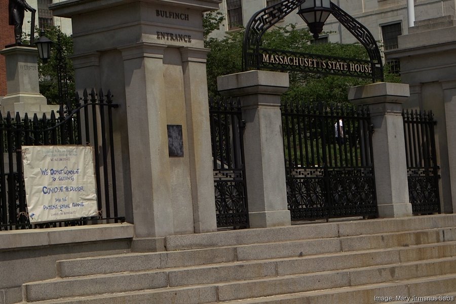 state-house-steps0900xx1620-1080-150-0