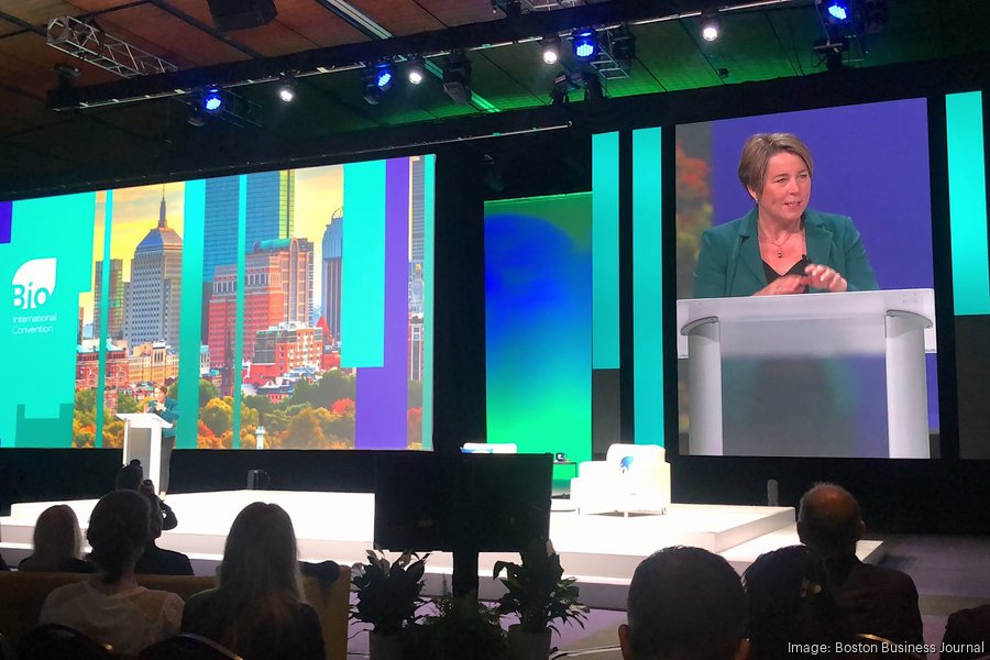 maurahealeybio900xx1728-1152-160-0