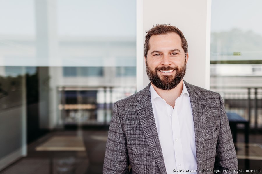 inyarekchris900xx5050-3367-0-0