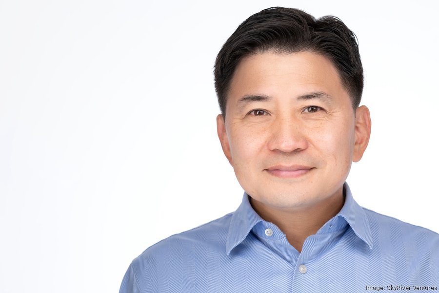 hyuk-jeen-suh-headshot900xx2076-1384-2-0