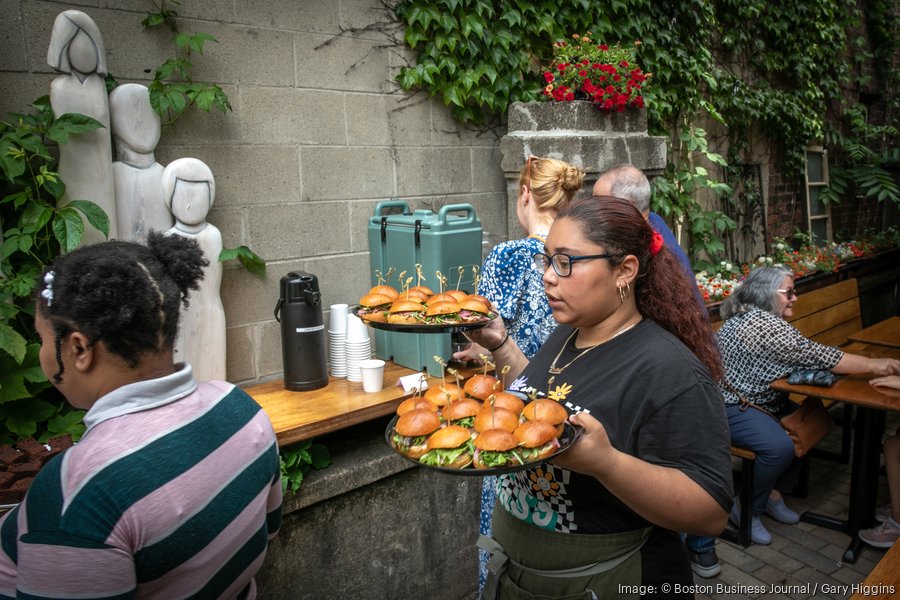 'Outdated' immigration policies are hindering job growth, business creation, new study shows