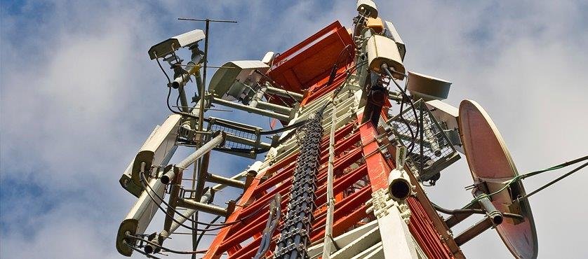 American Tower beats Wall Street forecast for first-quarter revenue